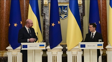 Зеленский призвал ЕС ввести санкции за нарушение прав человека в Крыму