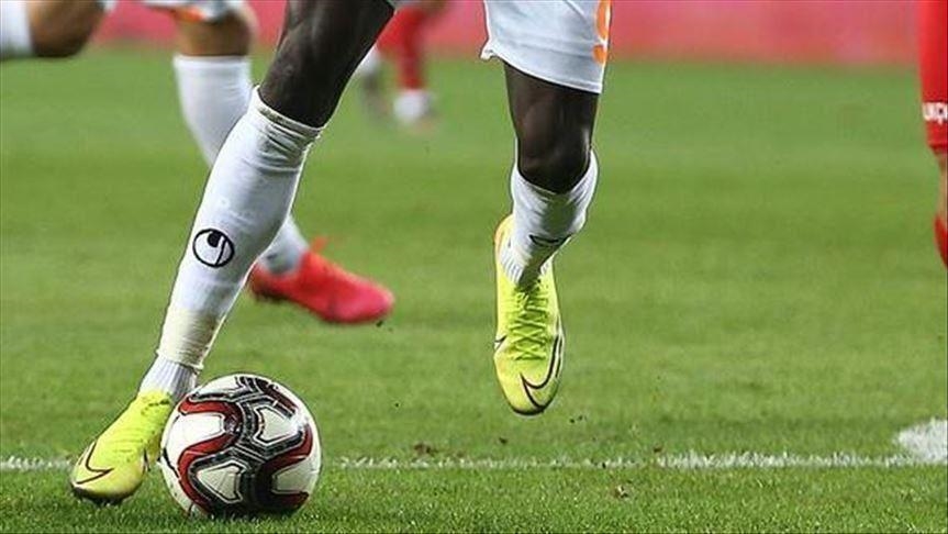 قدم.. وفاق سطيف يواصل نتائجه السلبية في كأس الكونفدرالية