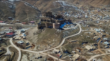 'Kartal yuvası'nı andıran Hoşap Kalesi 30 milyon liralık projeyle eski ihtişamına kavuşturulacak