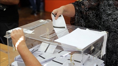 Bulgarie : les électeurs se rendent aux urnes pour les élections législatives 