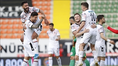 Gençlerbirliği deplasmanda kazandı