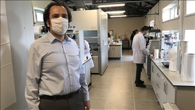 عالم تركي يطور مواد كهروحرارية تحول الطاقة المهدرة إلى كهرباء 