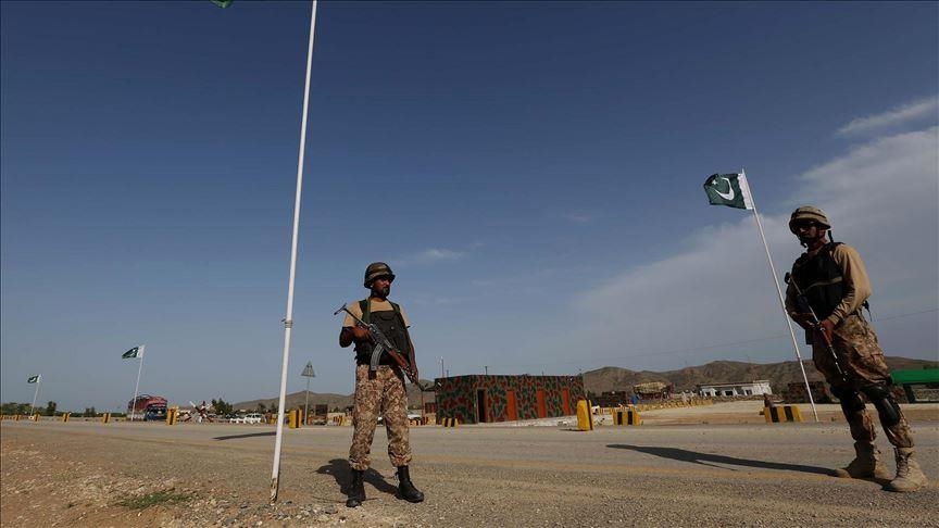 7 Pakistani troops killed in terrorist attacks