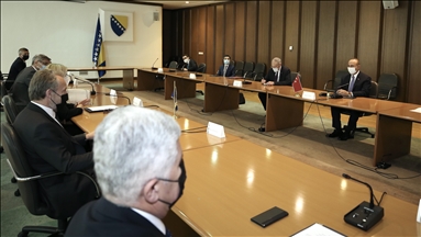 سراييفو.. تشاووش أوغلو يلتقي برلمانيين بوسنيين