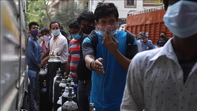 Dünya genelinde Kovid-19 vaka sayısı 155 milyonu geçti