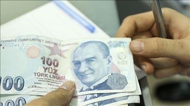 Yükseköğrenim öğrencilerine haziran ayı burs ve kredi ödemeleri yapılmaya başlandı