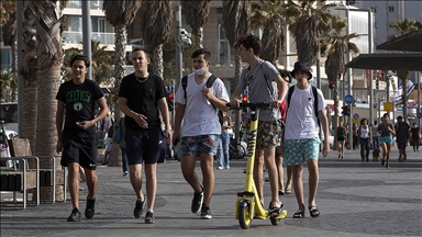 oİsrail'de 12 ile 15 yaş arası çocuklara Kovid-19 aşısı yapılmaya başlandı