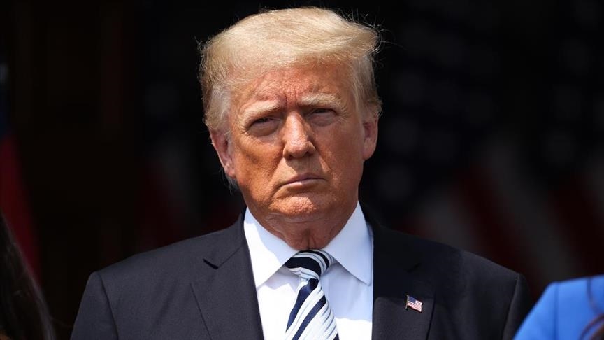 ترامب يقاضي فيسبوك وتويتر وغوغل