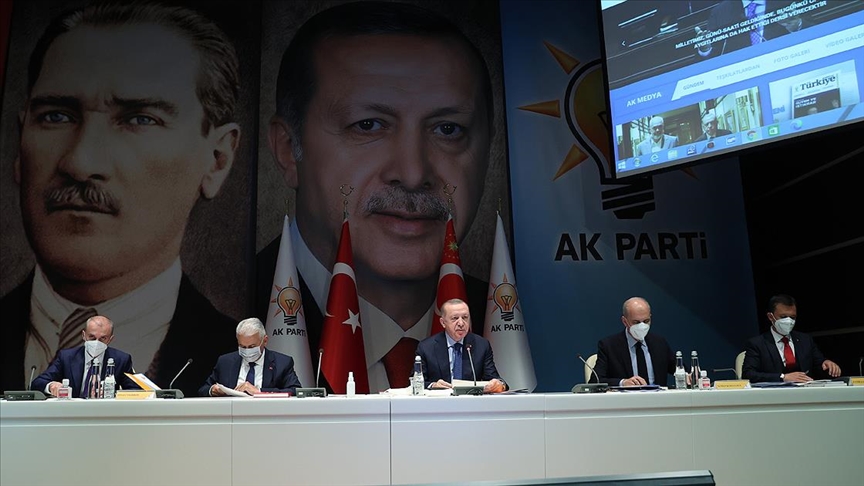 AK Parti MKYK toplantısı sona erdi