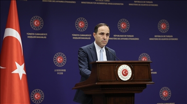 'Turkey fights Deash/ISIS on the ground while Greece gives haven to terrorists'