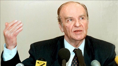 В Боснии и Герцеговине чтят память Алии Изетбеговича