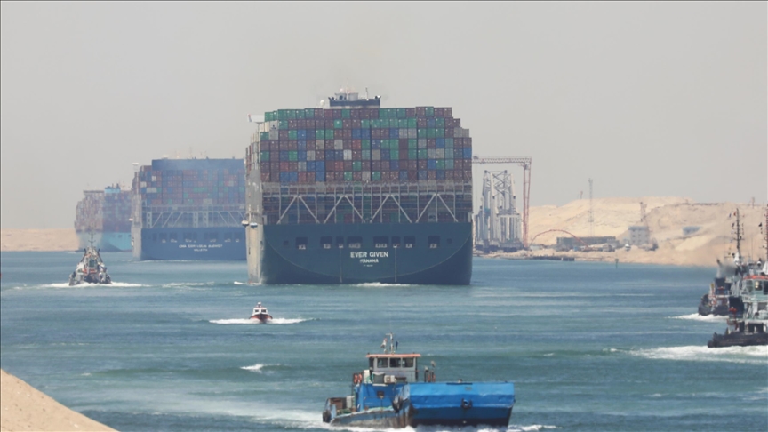Navigation resumes in Egypt's Suez Canal after container ship back on track