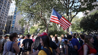 ABD'de Kovid-19 nedeniyle son 24 saatte 2 bin 9 kişi hayatını kaybetti