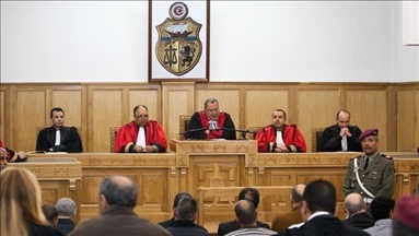 تونس.. إلغاء الإقامة الجبرية عن مسؤولين وبرلمانيين 