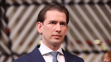 Avusturya'da İslam karşıtı Başbakan Kurz'un yolsuzluk soruşturması sonucu istifası tartışılıyor