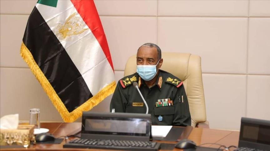 البرهان يصدر قرارا بفك تجميد مواد في الوثيقة الدستورية 