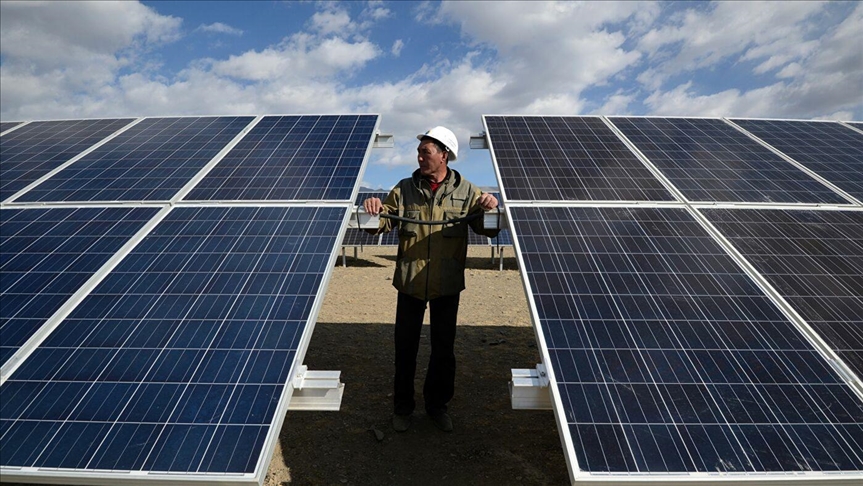 Узбекистан объявит тендеры на строительство солнечных электростанций