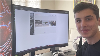 Milli motosikletçi Bahattin Sofuoğlu'nun tercihi 'İlk kadın taarruz helikopter pilotu'