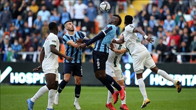 Adana Demirspor sahasında galip