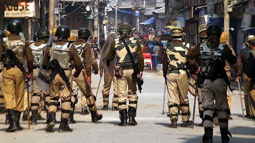 В давке на севере Индии погибло 12 человек