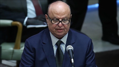 الرئيس اليمني يدعو لتوحيد الجهود وحشد الطاقات لمواجهة "الحوثي"