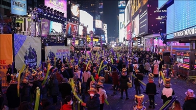 رغم كورونا.. نيويورك تستقبل 2022 بحفاوة