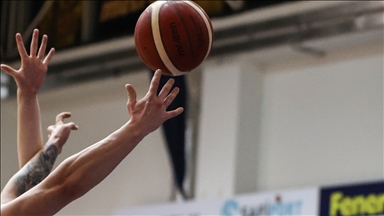 Fenerbahçe Kadın Basketbol Takımı'nda 2 oyuncu Kovid-19'a yakalandı