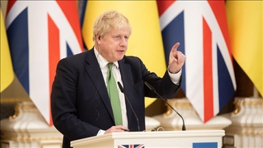 Джонсон: Санкции вступят в силу в ту минуту, когда Путин вторгнется в Украину