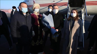 نائب أردوغان يصل كازاخستان تلبية لدعوة رئيس الوزراء