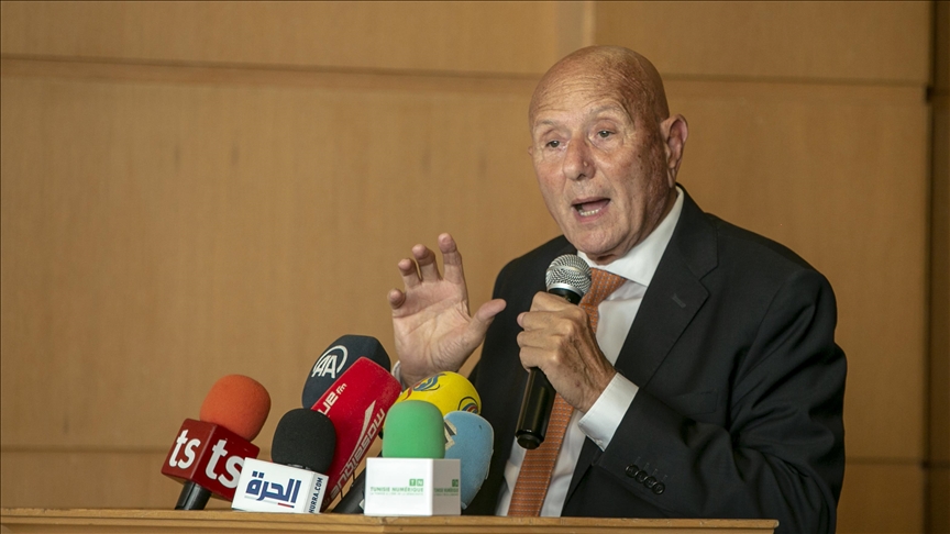 سياسي تونسي: سعيد يتجه نحو حل الأحزاب وتوقيف قياداتها