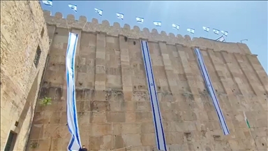 نصب پرچم اسرائیل در مسجد ابراهیمی