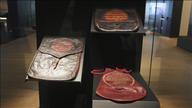 إسطنبول.. مقتنيات الرسول تتلألأ في متحف الحضارات الإسلامية 