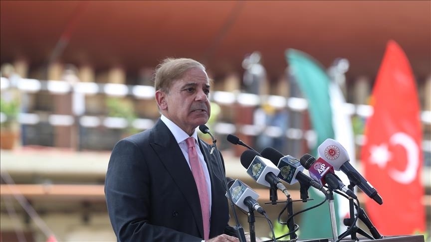 شريف: العلاقات الأخوية بين تركيا وباكستان "فريدة"