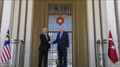 Туркије: Ердоган со највисоки државни почести го пречека малезискиот премиер Јакоб