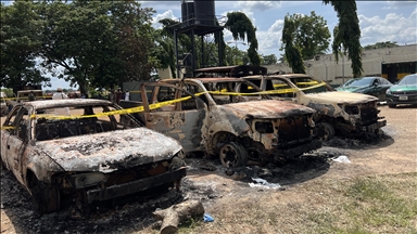 نيجيريا.. مقتل شخص في هجوم على سجن وهروب 900 سجين