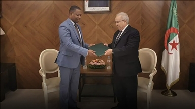 سفير جديد لليبيا بالجزائر بعد شغور المنصب سنوات