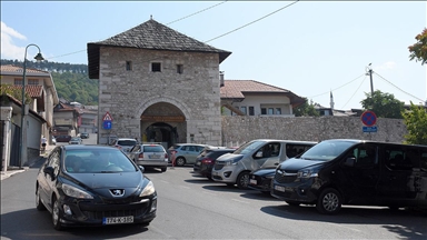 Aliya İzetbegoviç doğumunun 97. yılında anılıyor 