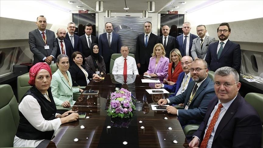 Erdogan: "La Russie devrait aussi acheminer ses céréales à travers le corridor en mer Noire"  