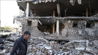 Russian attacks kill 5 in eastern Ukraine: Official