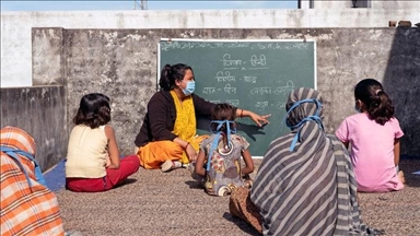 ООН: Более 770 млн взрослых в мире не умеют читать и писать