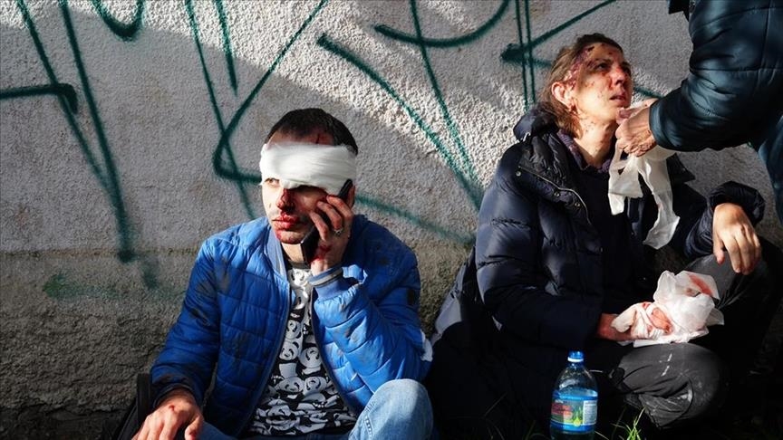 8 قتلى و24 مصابا في انفجارات كييف