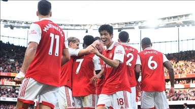 قدم.. أرسنال يستعيد الصدارة بانتصار ثمين على ليفربول