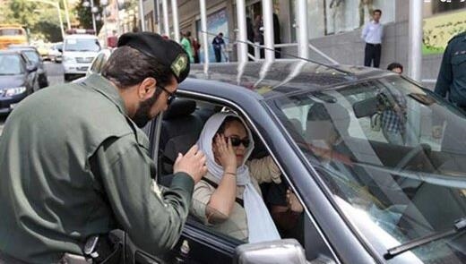 پلیس ایران ارسال پیامک «کشف حجاب» در خودروها را مجددا آغاز کرد