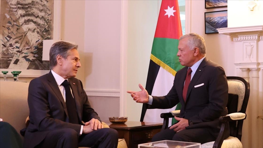 ملك الأردن يبحث مع بلينكن التهدئة في الأراضي الفلسطينية