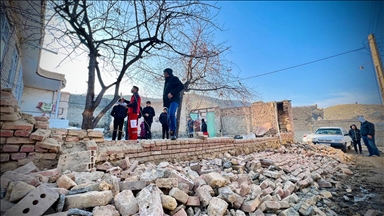 İran, Azerbaycan'ın depremzedeler için yardımını kabul etmedi