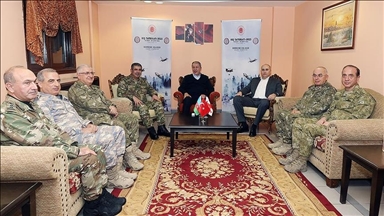 وزير دفاع جورجيا يشيد بتطور العلاقات مع تركيا وأذربيجان