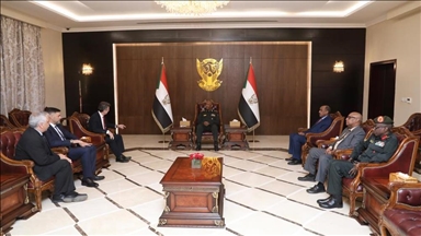 السودان: اتفقنا مع إسرائيل على "المضي قدما في تطبيع العلاقات"