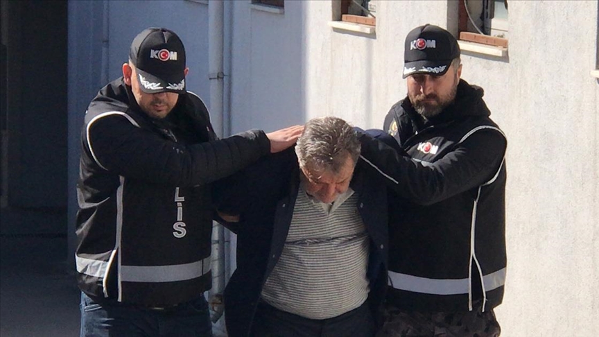 Adana'da depremde yıkılan bazı binaları inşa eden Hasan Alpargün adliyeye sevk edildi