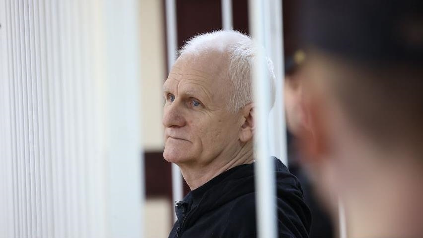 В Беларуси нобелевского лауреата приговорили к 10 годам колонии