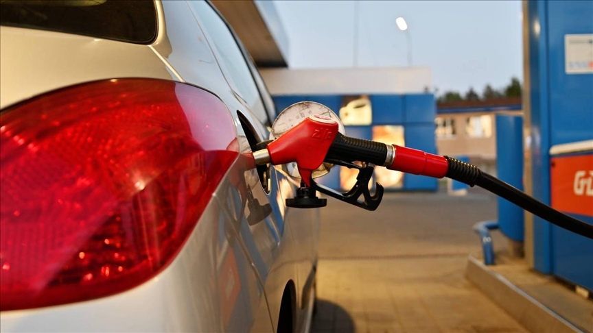 Казахстан повысит цены на бензин и дизтопливо, чтобы уравнять их с соседскими